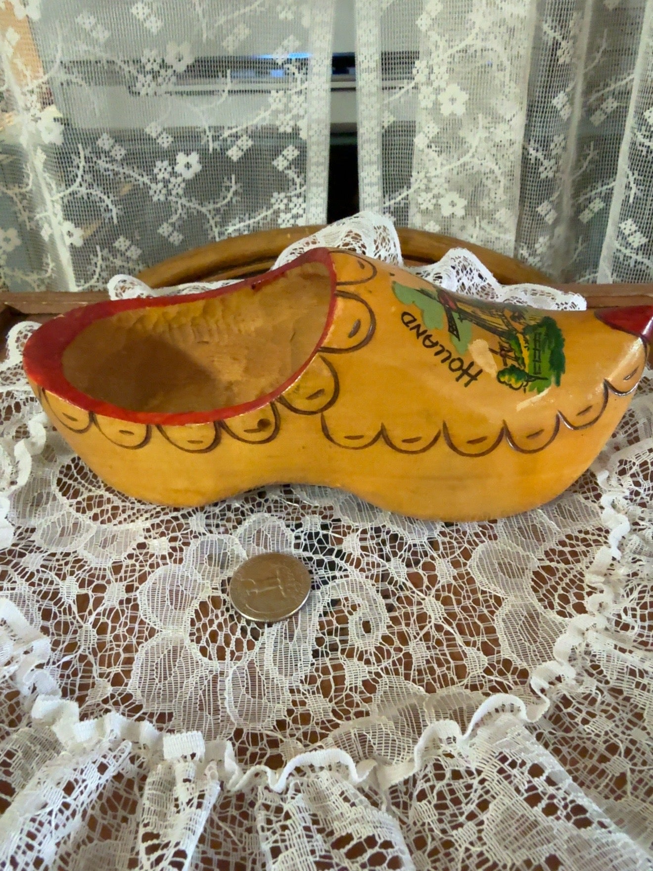 Vintage Hand-Painted Holland Wooden Clog Wall Pocket – Dutch Windmill Souvenir