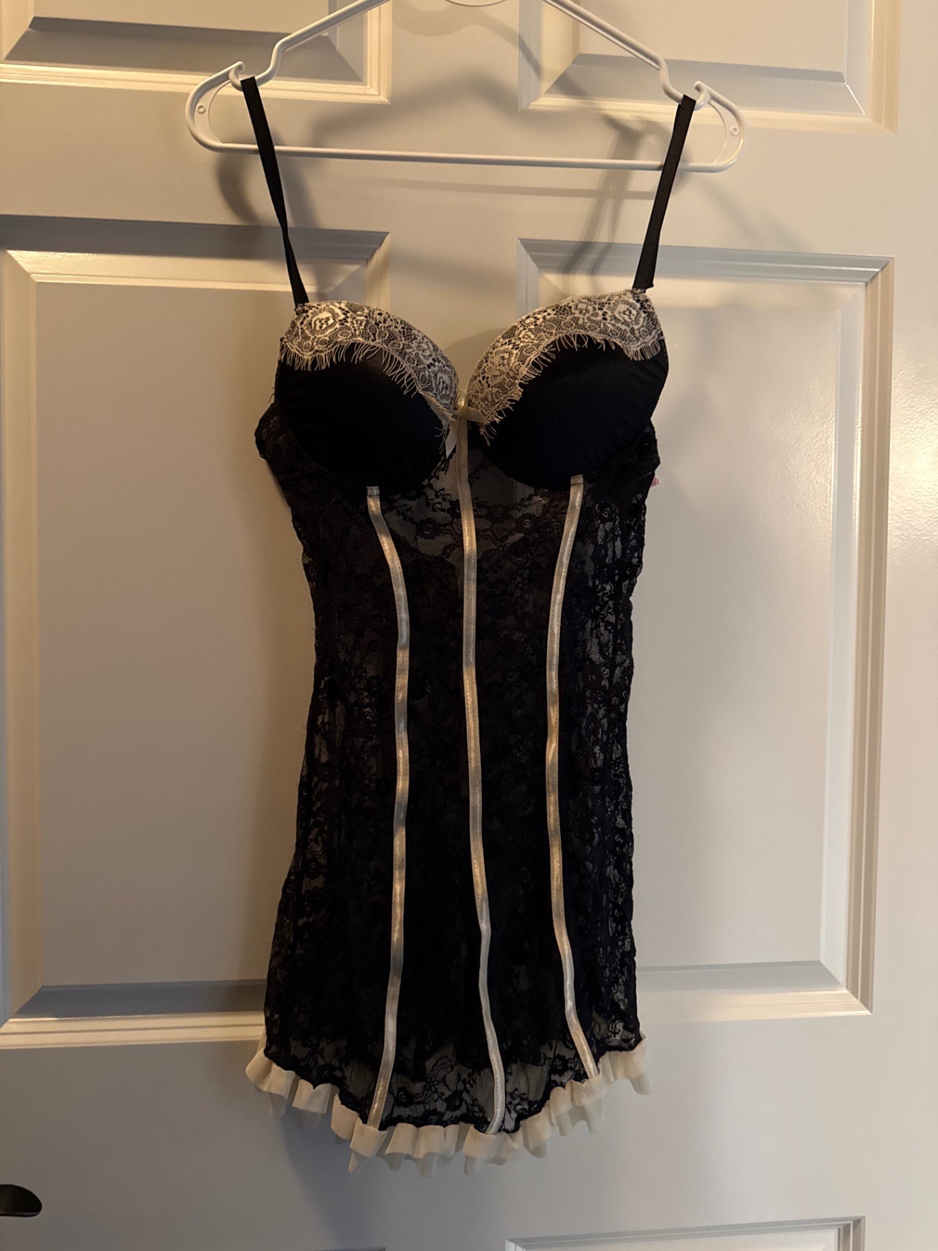 Victorias secret Black and cream Lace and satin Lingerie New without tags
