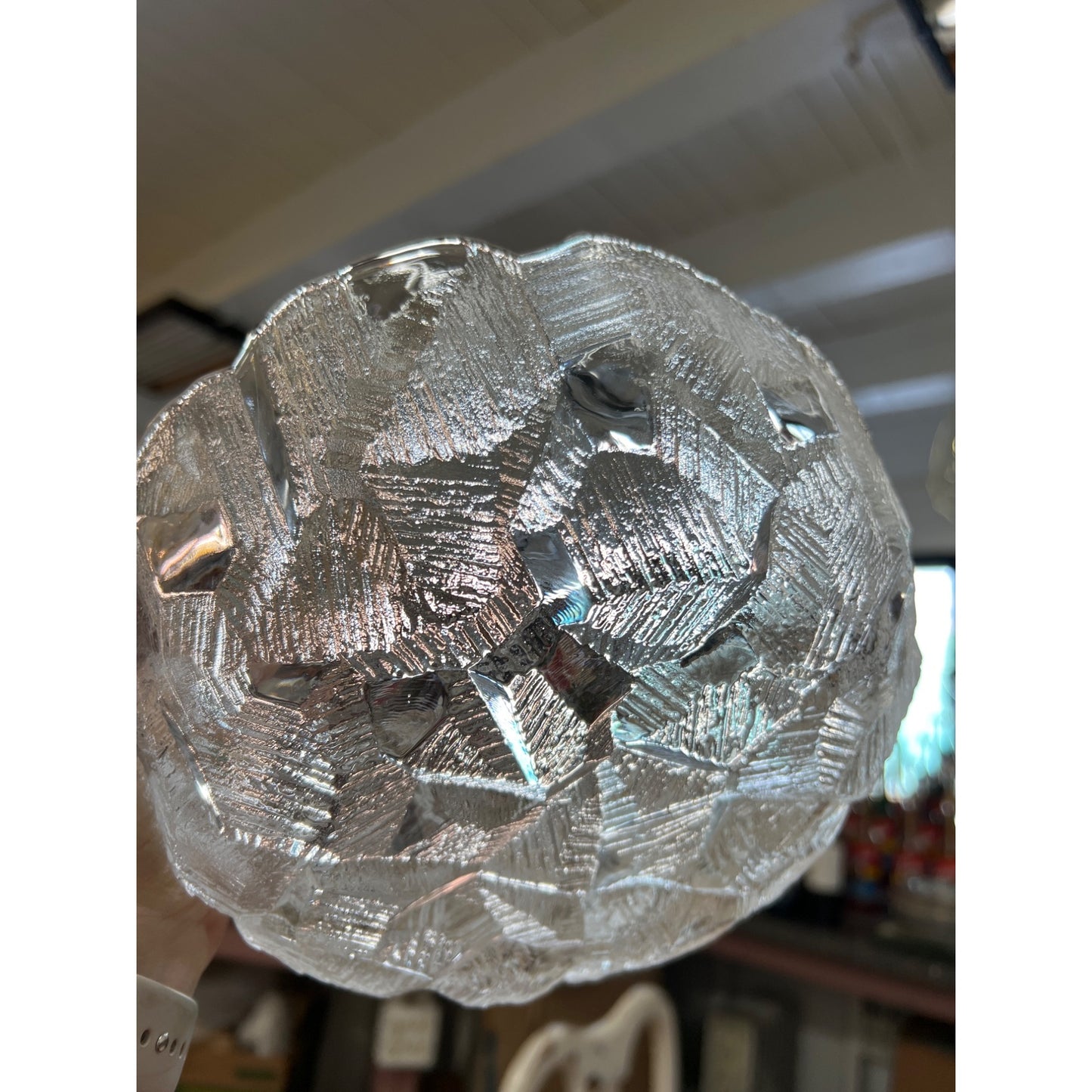 1960s Mikasa Hoya Salad Bowl Ice Castle Design Pressed Glass