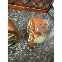 Load image into Gallery viewer, Vintage Frankoma Prairie Green Wagon Wheel Salt & Pepper Shakers