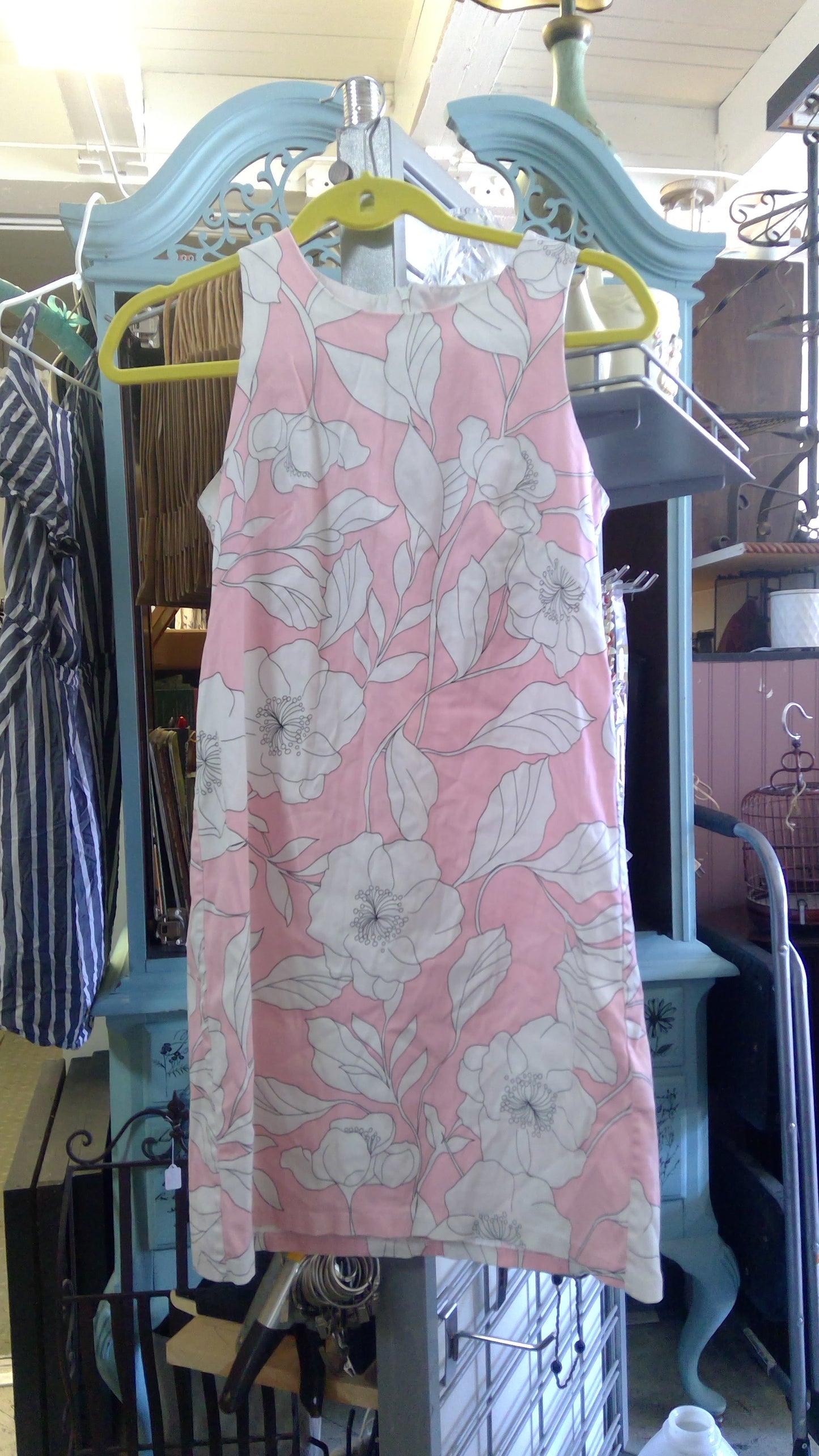Pink And white Floral Pencil dress