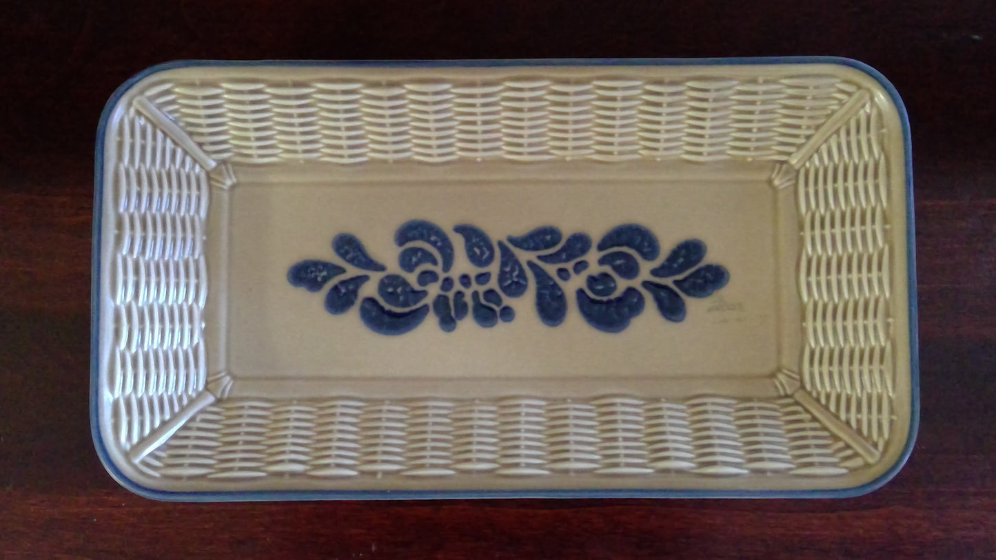 Pfaltzgraff Yorktowne Serving Tray