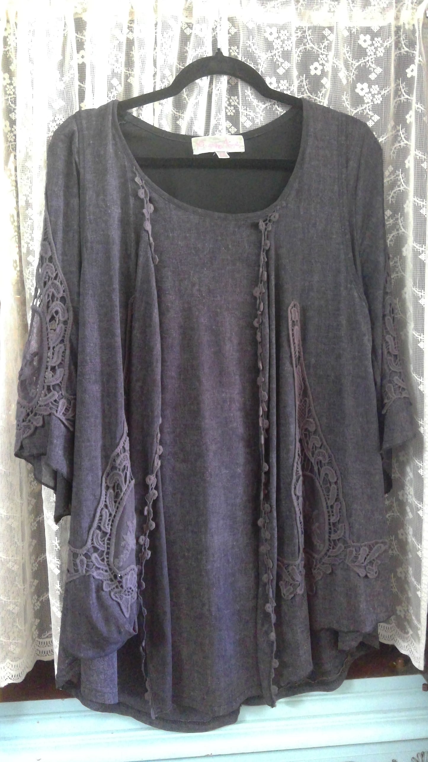 Pretty Angel Top