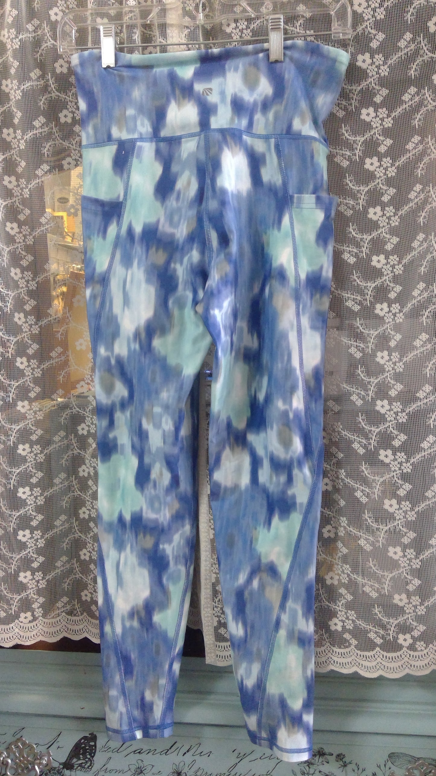 Blue Patterned leggings