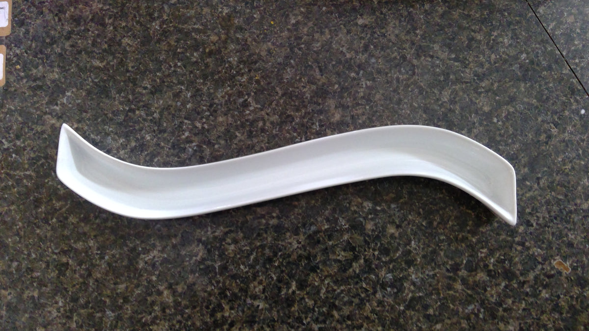 Modern White S-Shaped Ceramic Appetizer Serving Dish