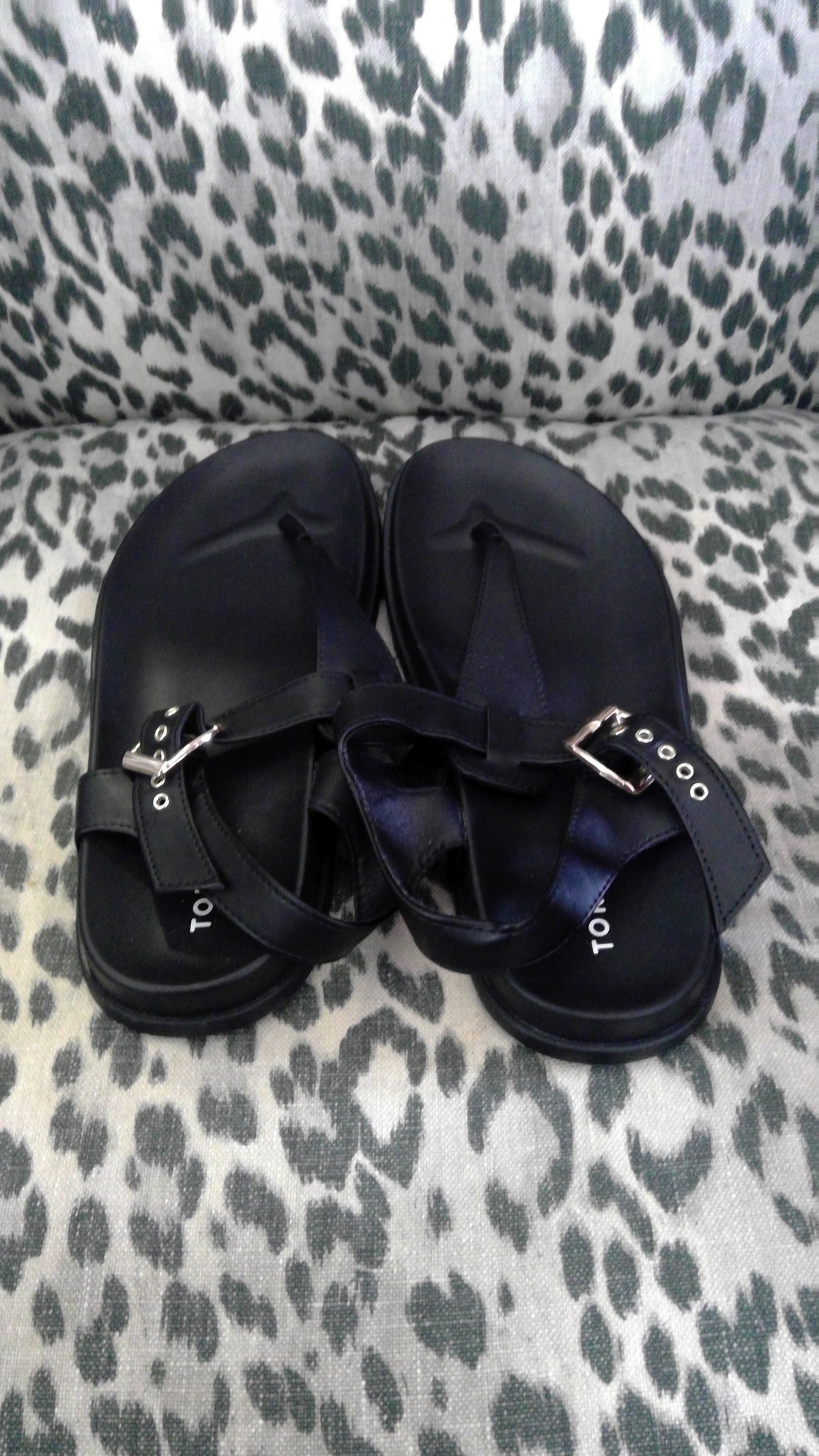 Torrid Black T-Strap Sandals – Gold-Tone Buckle, Size Large