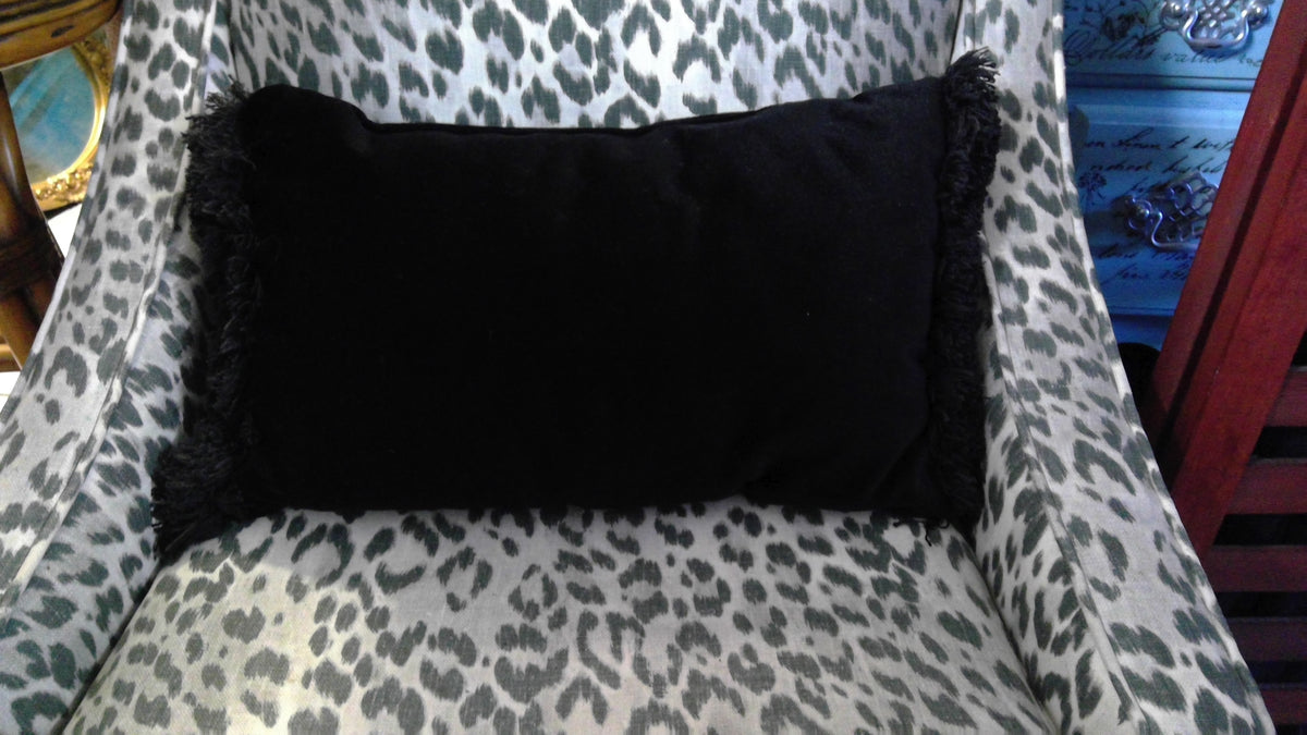 Gothic-Style Black Rectangular Throw Pillow – Fringed Ends, Modern Décor