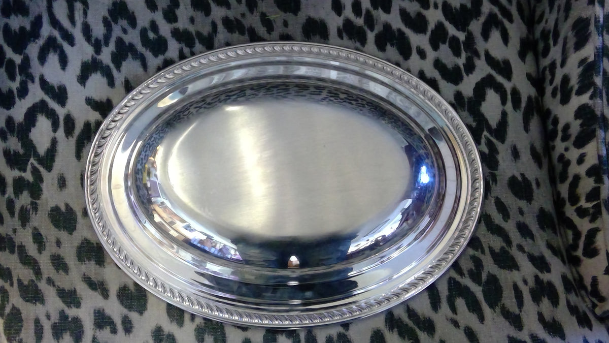 Vintage-Style Silver-Plated Oval Serving Platter – Braided Rim, 12" x 9"
