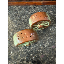 Load image into Gallery viewer, Vintage Frankoma Prairie Green Wagon Wheel Salt & Pepper Shakers
