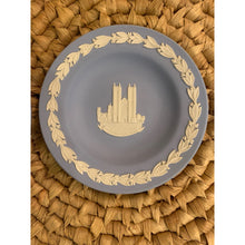 Load image into Gallery viewer, 1950s Wedgwood Blue Jasper Mini Golf Couple Plates Set of 3