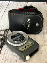 Load image into Gallery viewer, 1970s Gossen Luna Professional Black Model in Original Genuine Leather Red Velvet Case, Made in Germany