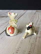 Load image into Gallery viewer, Miniature Porcelain Mouse Pair Smith Western Made in Japan