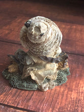 Load image into Gallery viewer, 1994 Boyds Bears and Friends the Bearstone Collection Style 2249-06 Otis...The Fisherman