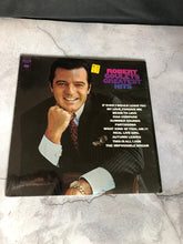 Load image into Gallery viewer, 1969 Columbia Robert Goulet - Robert Goulet's Greatest Hits LP Record Album Vinyl