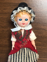 Load image into Gallery viewer, Vintage Pilgrim Doll, Blinking Eye Doll, Hard Plastic Pilgrim Doll, Pilgrim Doll in Vintage Linen or Burlap Dress and Felt Hat