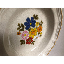 Load image into Gallery viewer, 1970s Vintage Mikasa Garden Club Salad Bowl Spring Bouquet Design EC 405