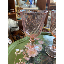Load image into Gallery viewer, French Luminarc Arcoroc Rosalina 1960s Pink Swirl Water Goblets Set of 4
