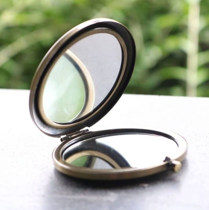 Quince Fables - Floral Embroidered Compact Mirror, Collection Rylee ✅