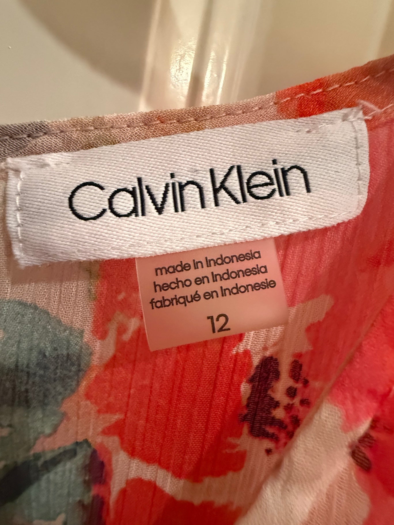 S-Calvin Klein Pink with floral pattern chiffon or similar lightweight fabric 12 junior Dress Very Good