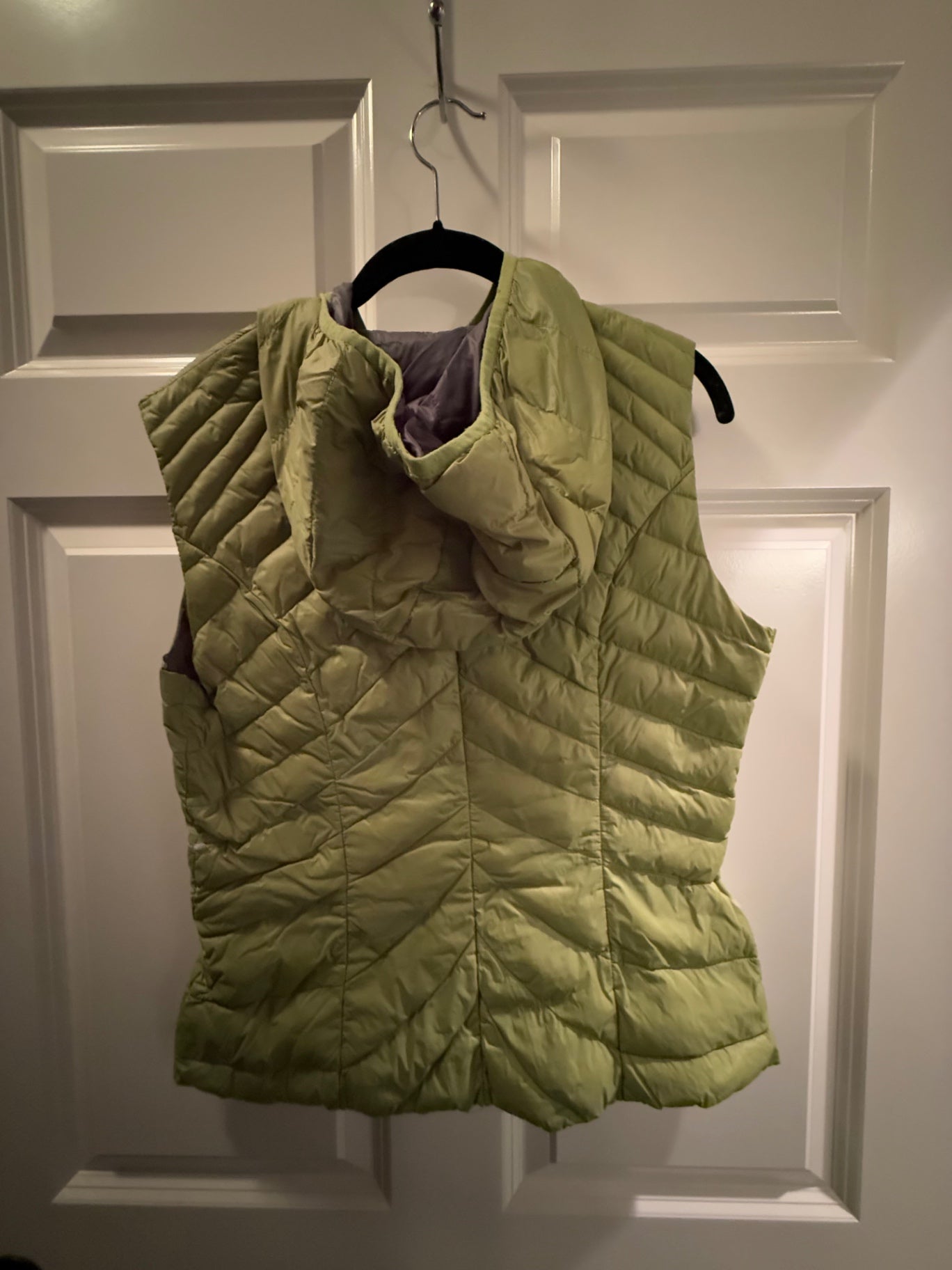 S-Green and gray Puffer vest