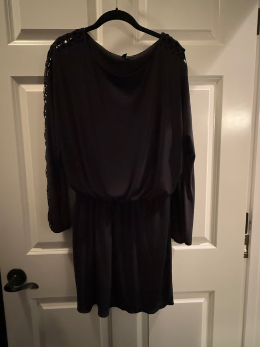 S-White House, black market Black Chiffon Large Dress Good