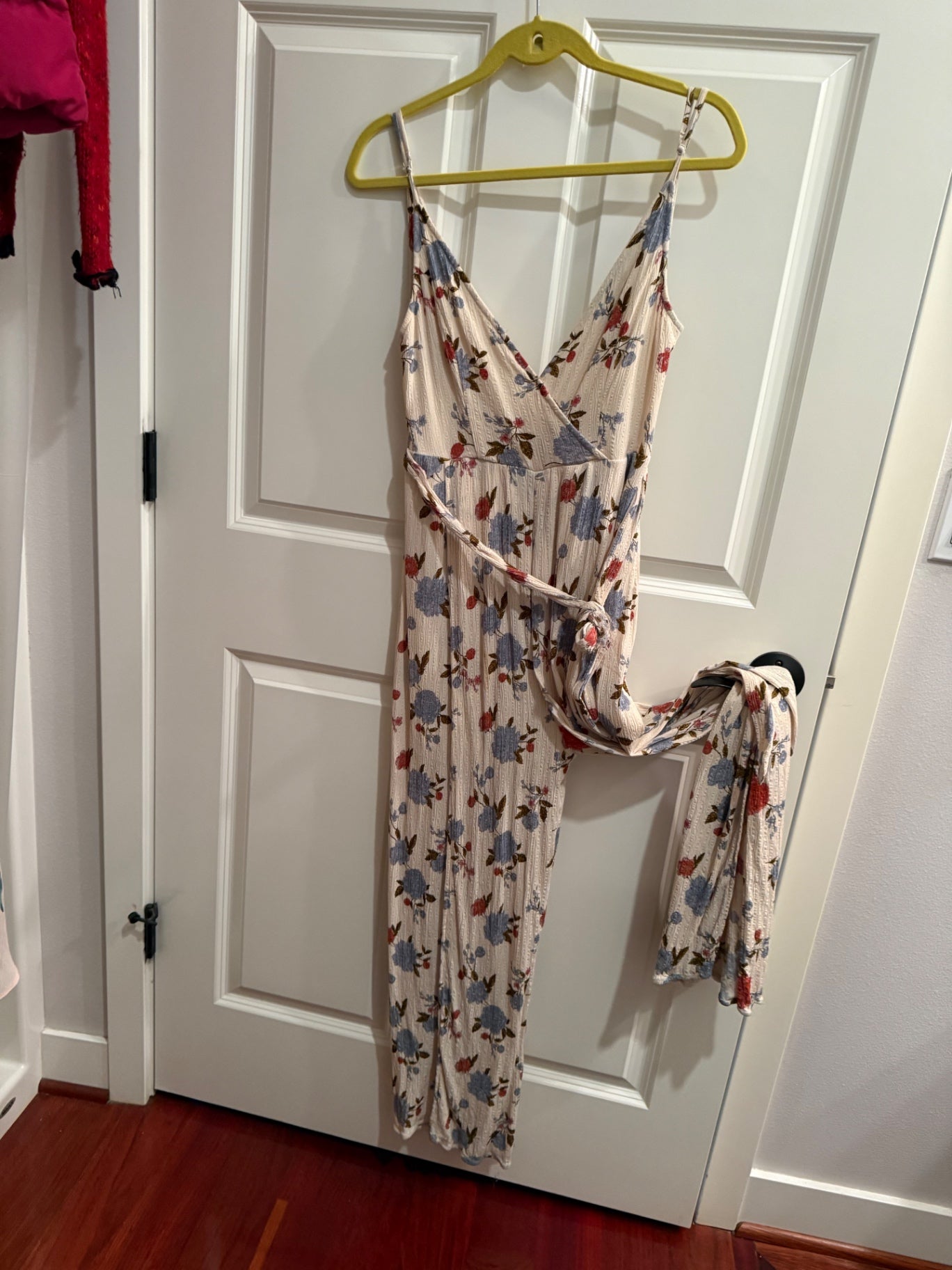 S-American Eagle Beige with multicolor floral print Lightweight cotton S/M Jumpsuit Good