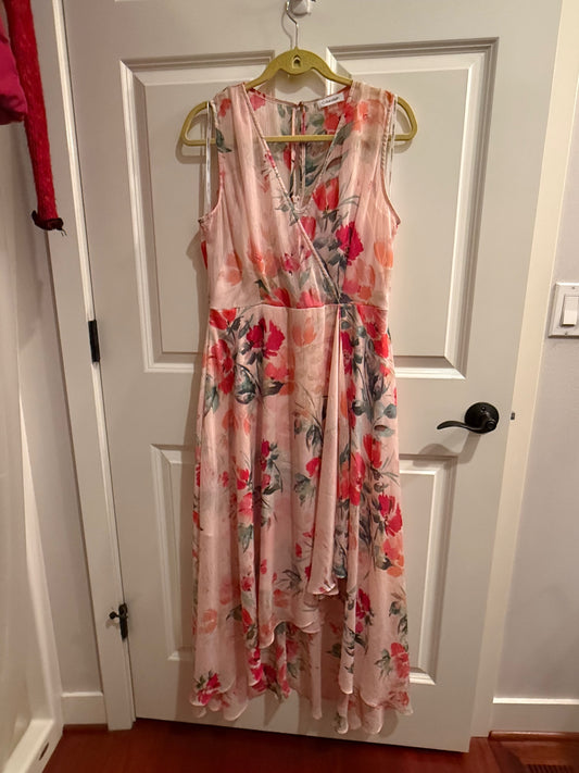 S-Calvin Klein Pink with floral pattern chiffon or similar lightweight fabric 12 junior Dress Very Good