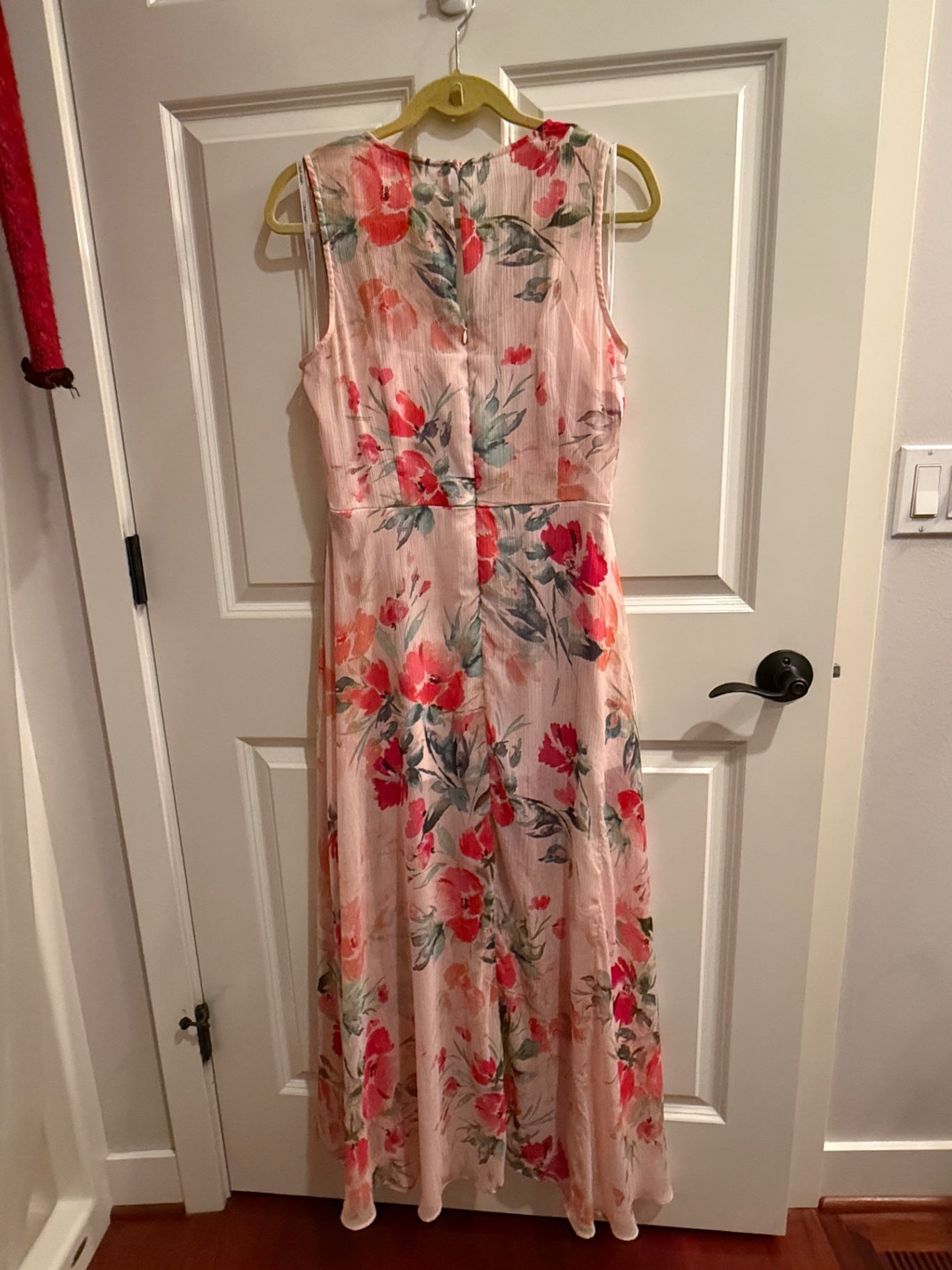 S-Calvin Klein Pink with floral pattern chiffon or similar lightweight fabric 12 junior Dress Very Good