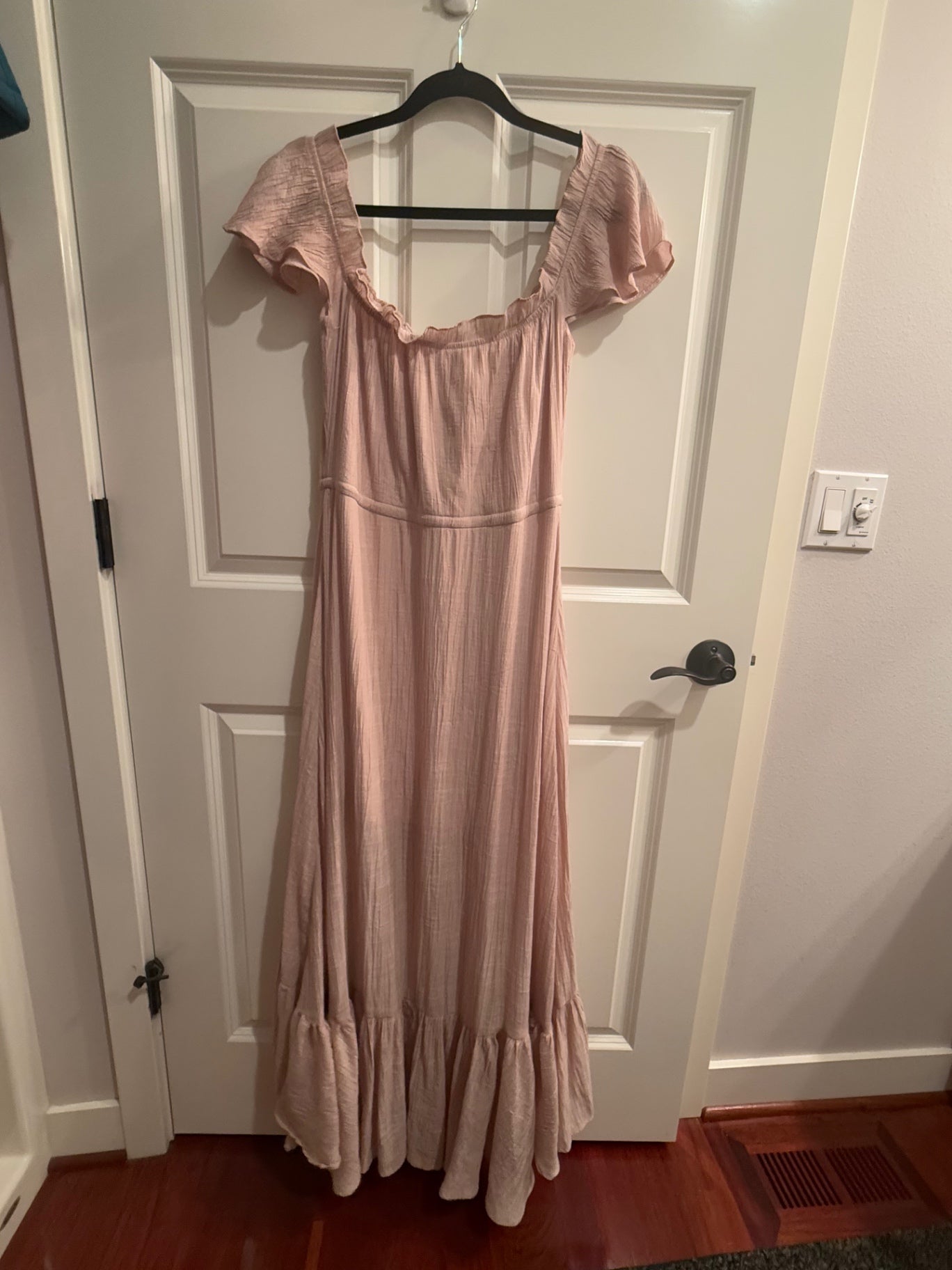 Wishlist apparel Pink S-Linen or Cotton blend (appears lightweight and breathable) Medium Dress