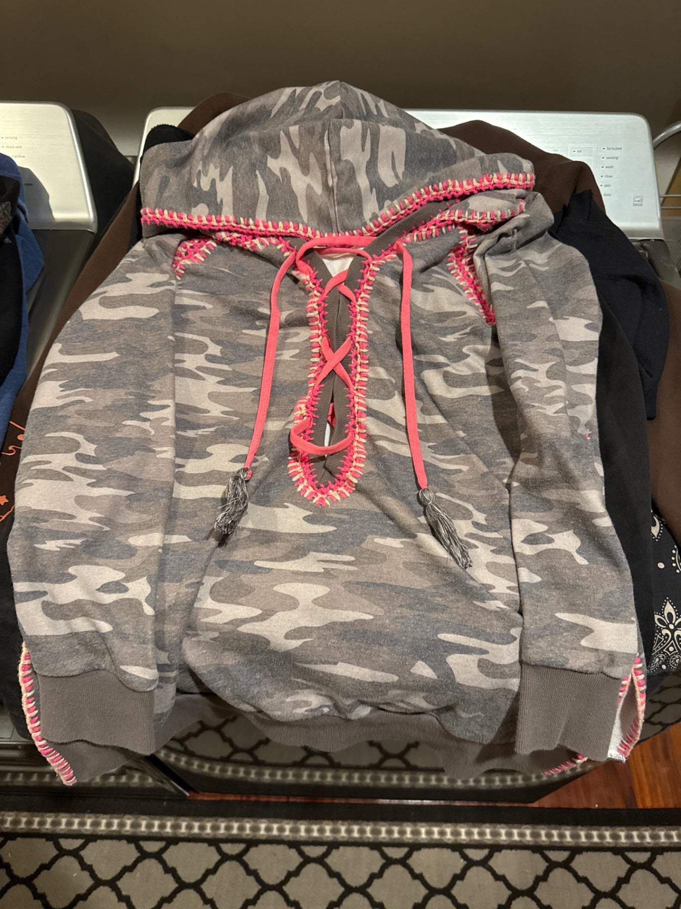 S-Gray with pink accents Cloth Hoodie