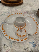 Load image into Gallery viewer, Vintage Italy, sunflower serving dish
