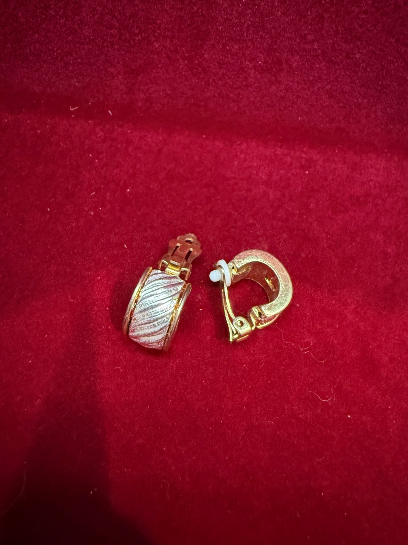 Vintage clip earrings Gold and Silver 