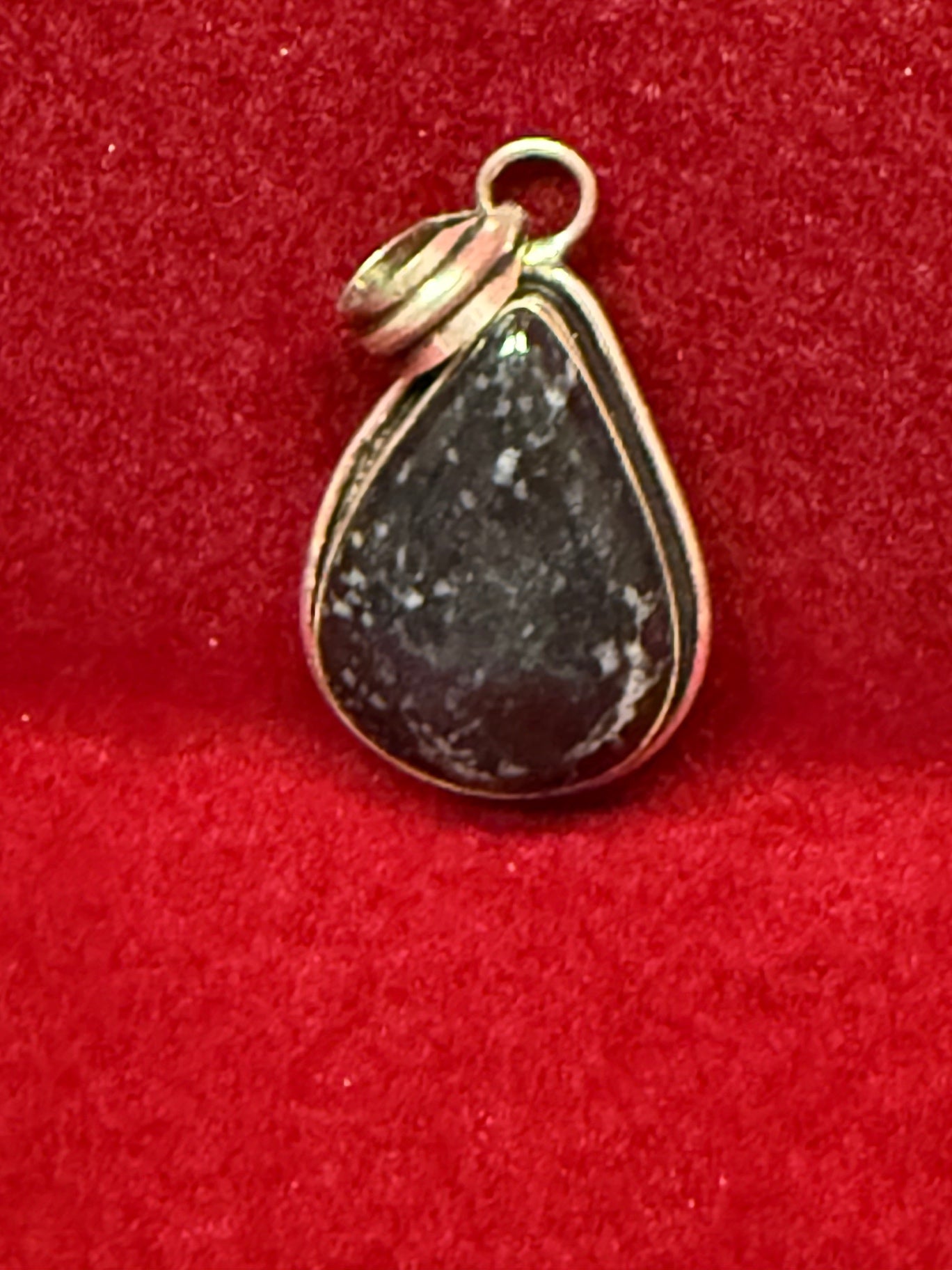 Unknown Black and silver Sterling Silver Jewelry