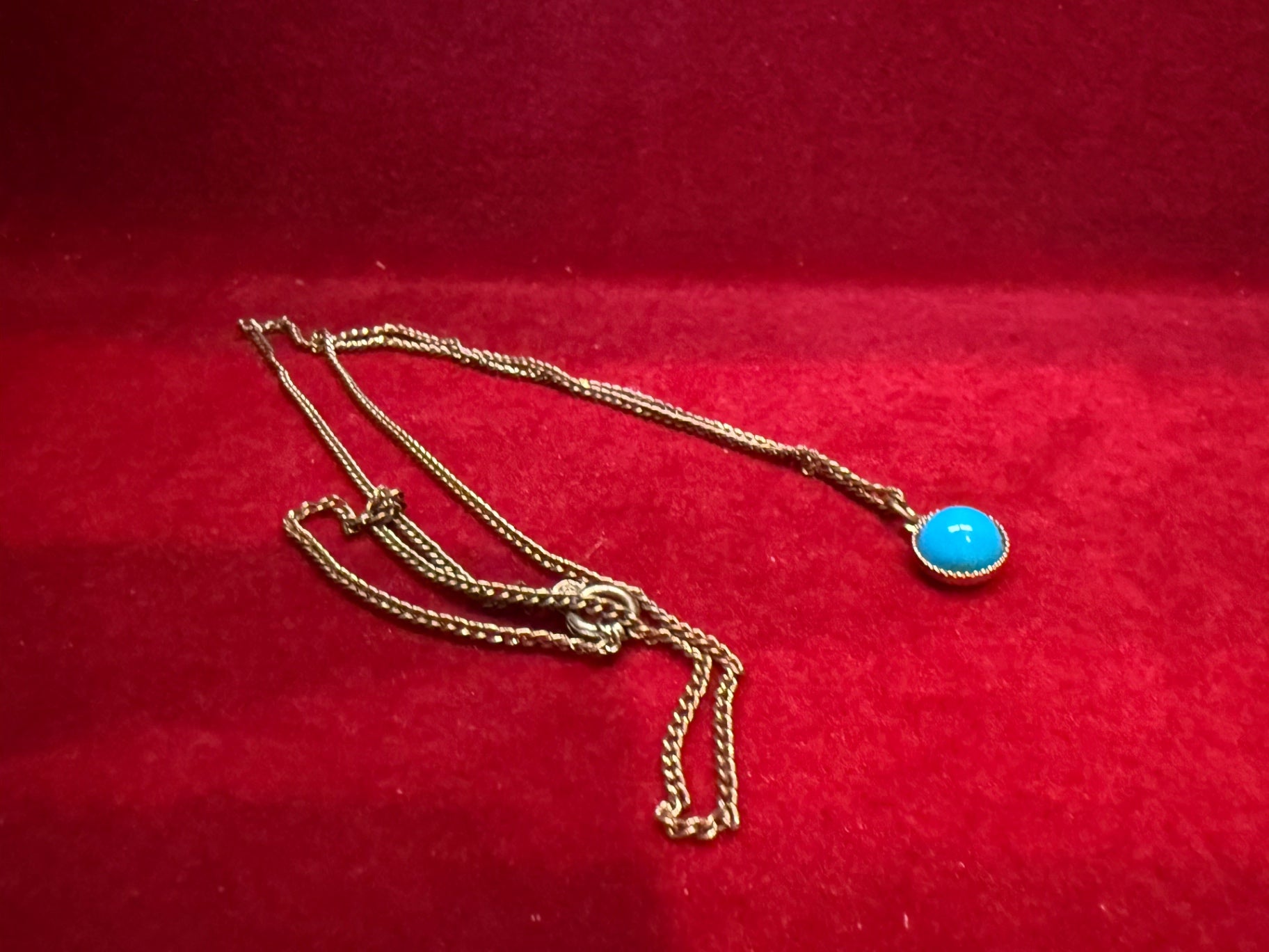 Turquoise/Blue Copper necklace with turquoise colored pendant Jewelry