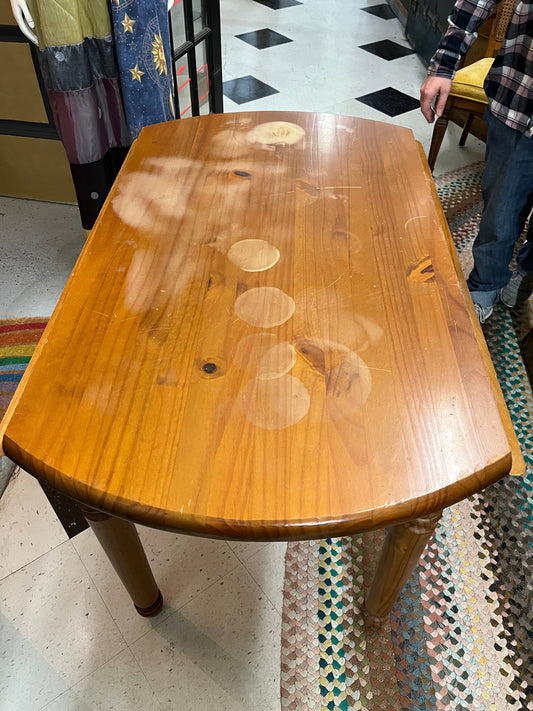 Brown Leaf Table