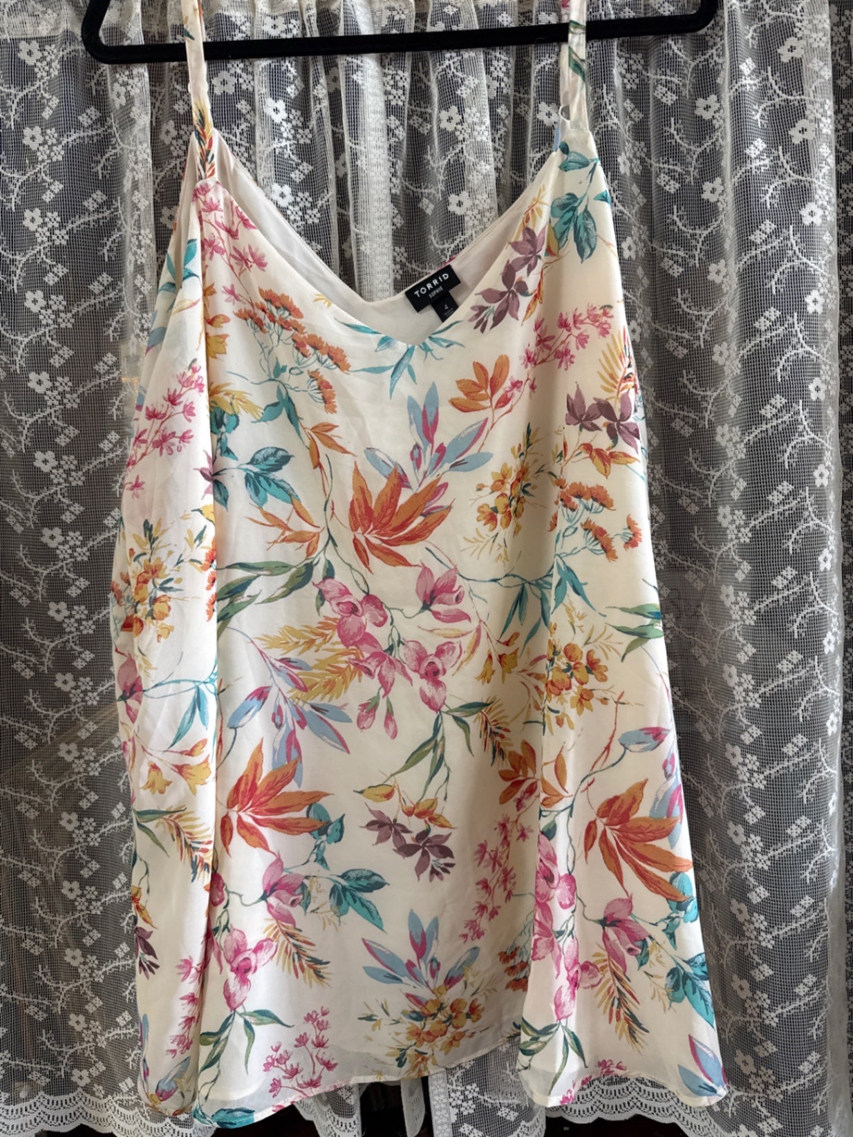 Torrid Cream with multicolor floral pattern 100% Polyester 4 Cami New without tags