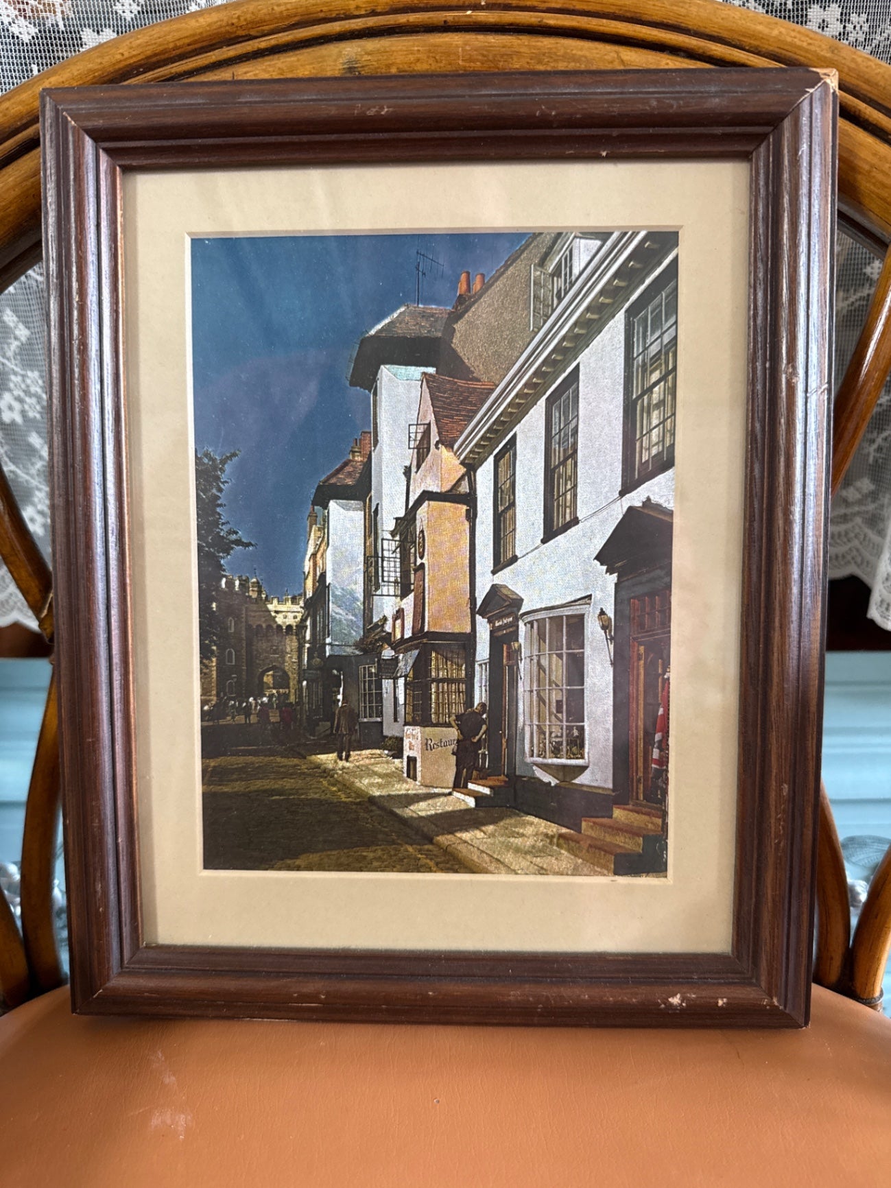 Multicolor Paper, Wood (frame) Not visible Decorative Item Very Good