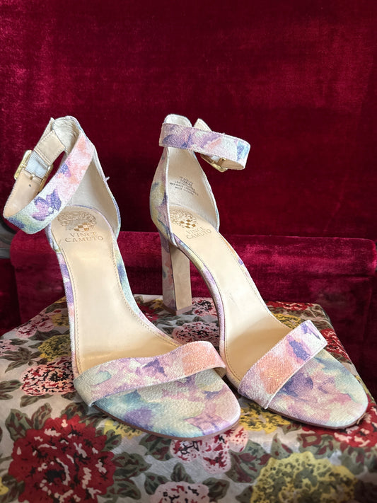 Vince Camuto Watercolor Floral Block Heel Sandals Size 10M