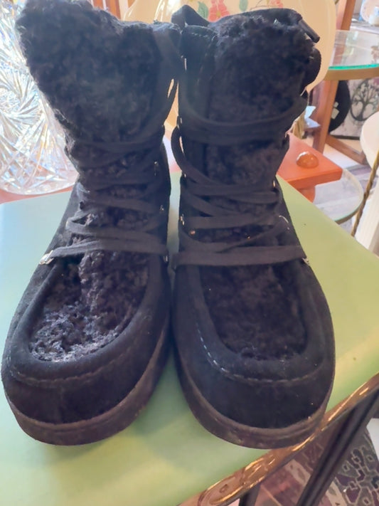 Splendid Black Faux Shearling Lace-Up Winter Boots | Cozy Suede Ankle Boots | Women’s