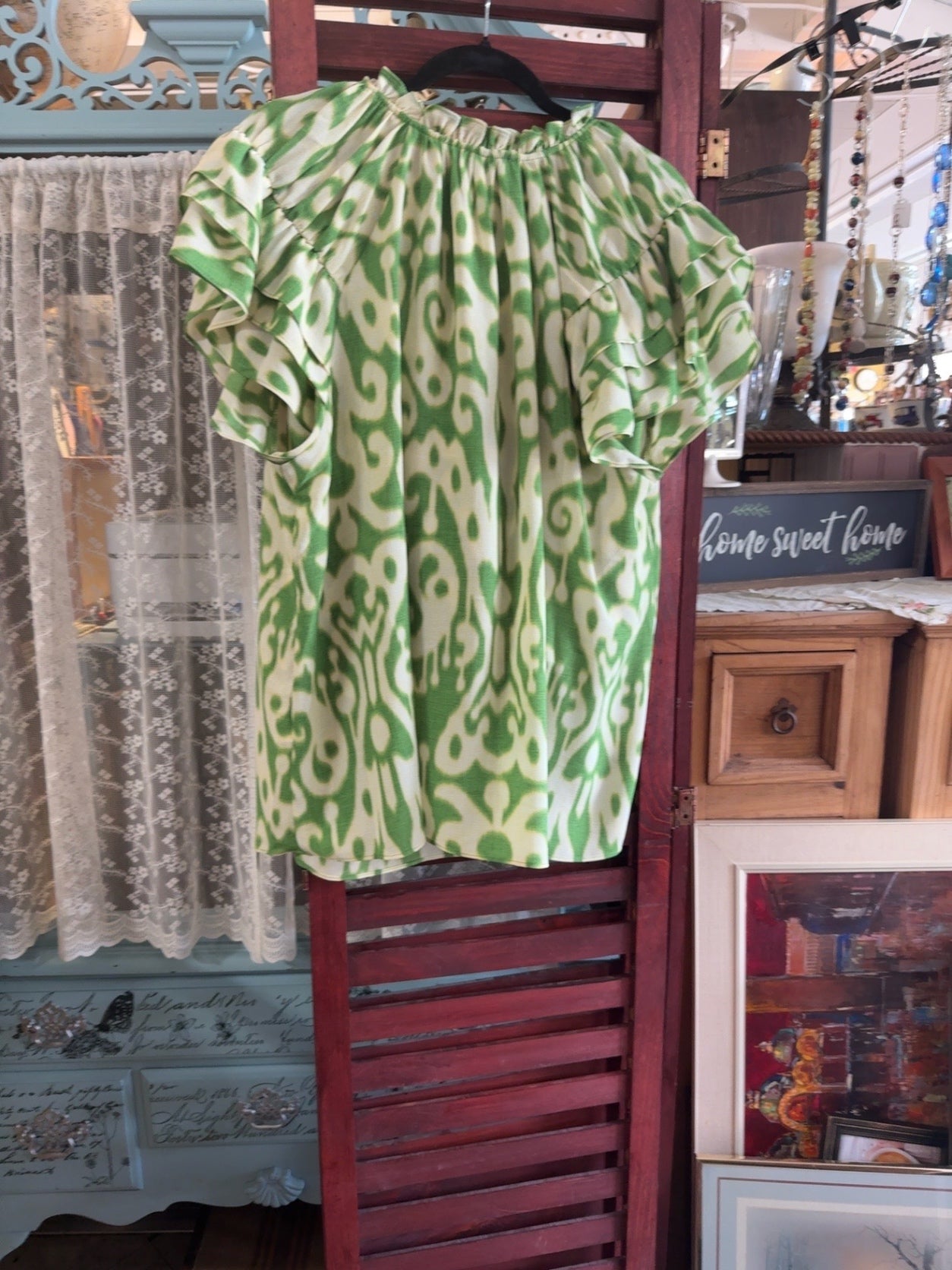 ROSE+OLIVE Green and Cream Lightweight woven fabric 1X Blouse Very Good