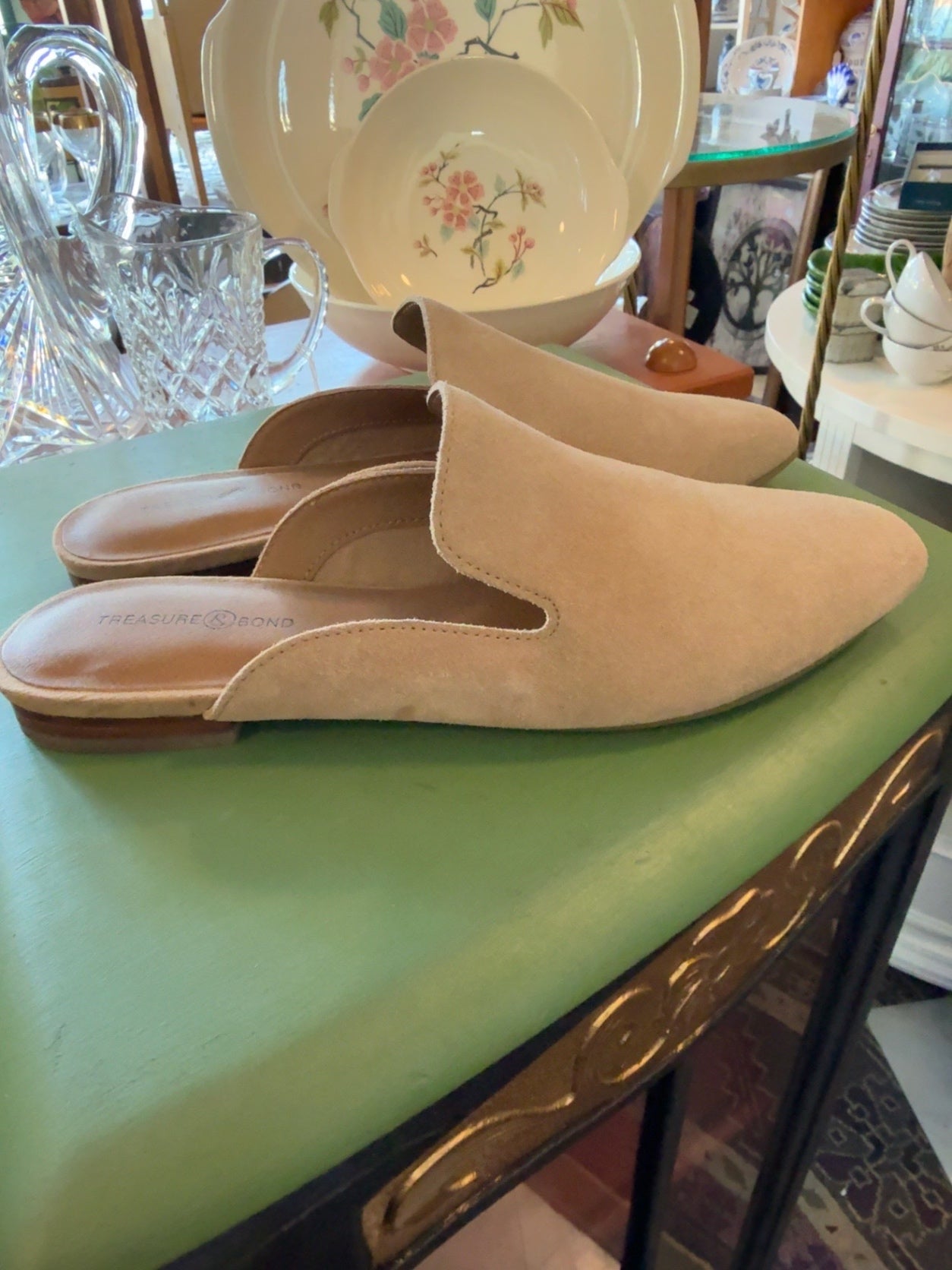 Treasure & Bond Beige Suede Pointed Toe Mule Flats | Women’s Slip-On Loafers