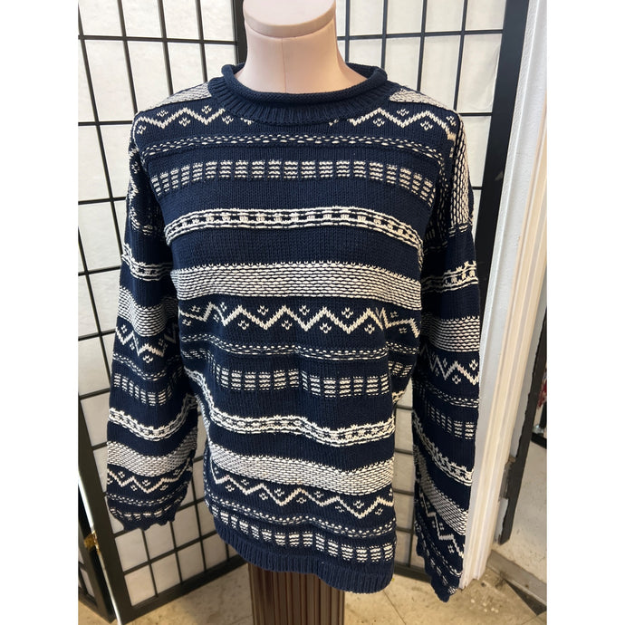 Eddie Bauer Vintage Crew Neck Women’s Pullover Heavy Knit Sweater Navy and Whit 100% Cotton