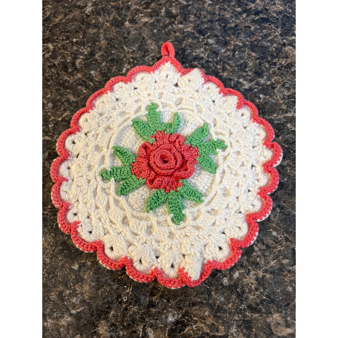 Vintage 1950’s Scalloped Red Rose Crochet Pot Holder Round