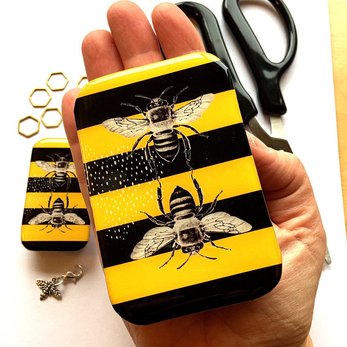 Firefly Notes - Bee Tin, Bee Notions Tin