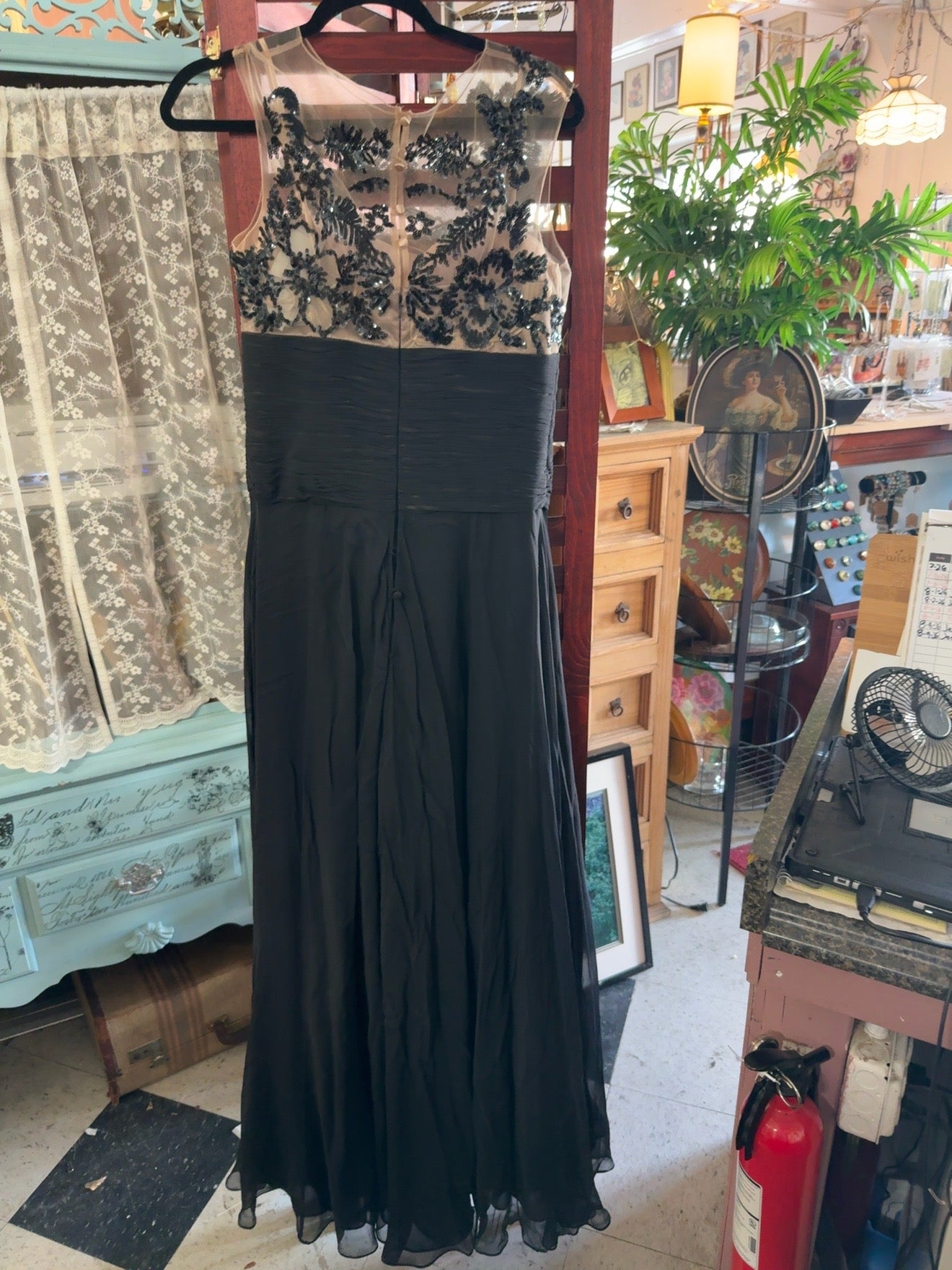 Rickie Freeman for Teri Jon Black Nude Beaded Silk Formal Gown Size 6 NWT