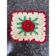 Load image into Gallery viewer, Vintage 1950’s Scalloped Red Rose Crochet Pot Holder
