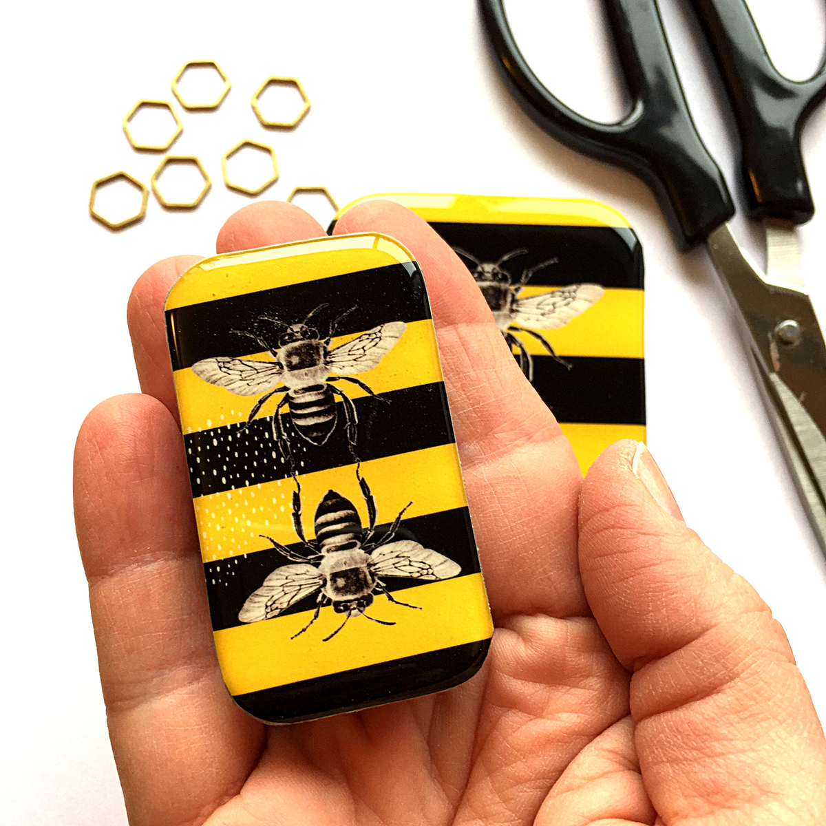 Firefly Notes - Bee Tin, Bee Notions Tin
