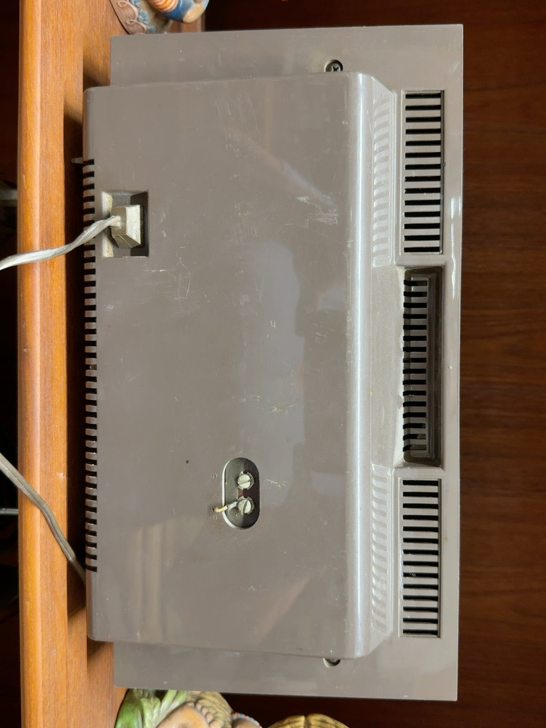 Vintage 1960s Zenith K725 AM/FM Tube Radio - Mid-Century Tabletop Radio