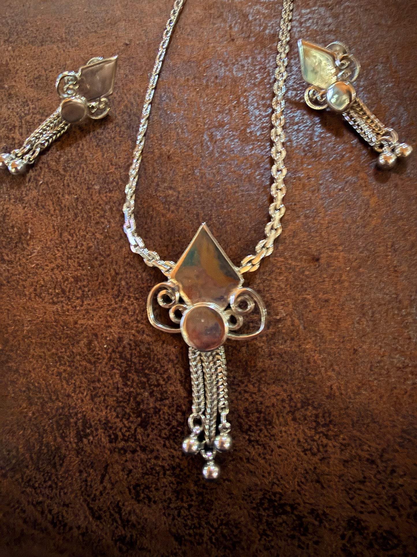 Vintage Silver-Tone Tassel Pendant Necklace and Matching Earrings Set