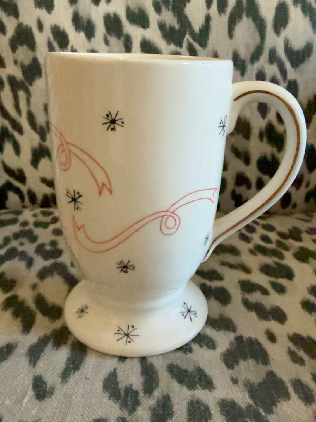 Inspirado StoneLite Starburst & Ribbon Footed Mug